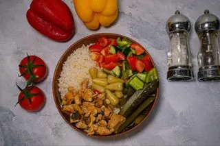 Barbekülü Tavuklu Bowl
